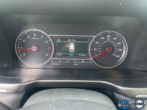 Used 2023 Kia Sorento LX image 16