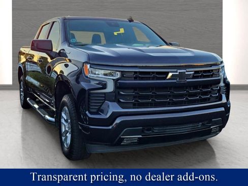 Used 2022 Chevrolet Silverado 1500 RST image 2