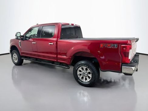 Used 2019 Ford F250 XLT w/ XLT Premium Package AWD/4WD image 5