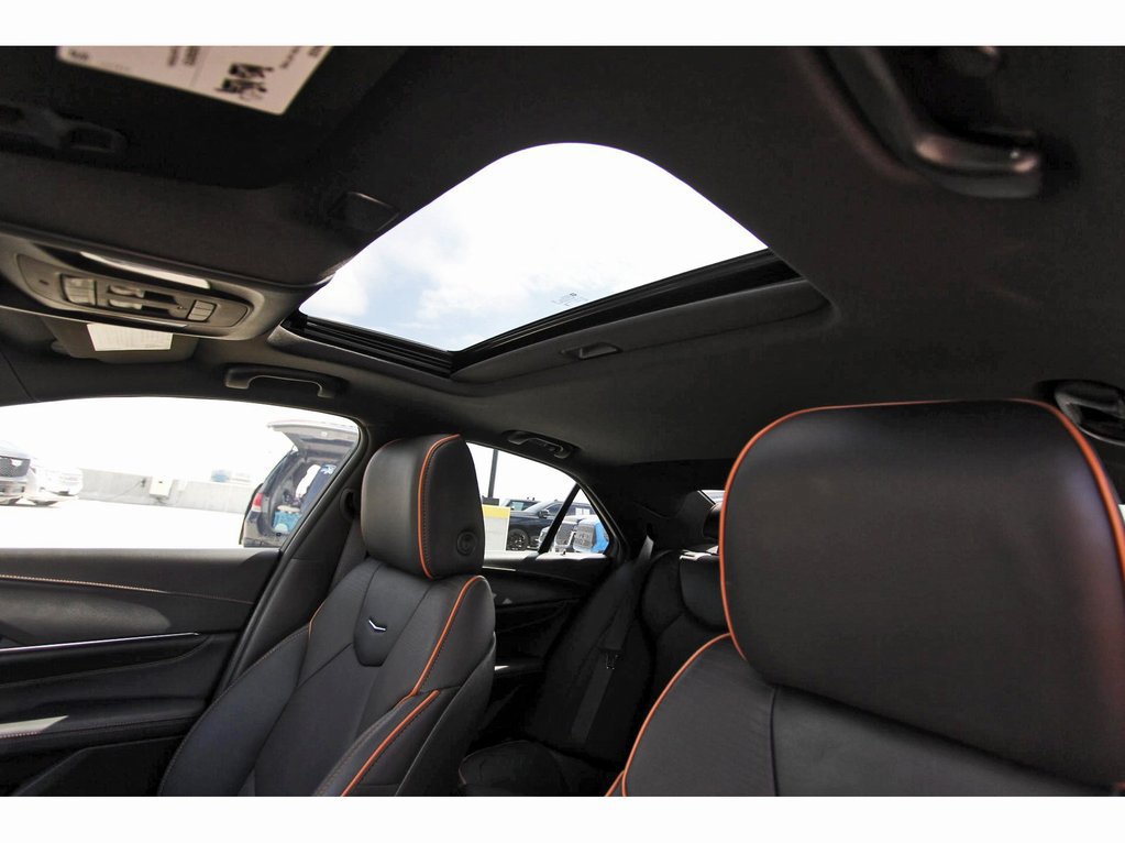 Certified 2025 Cadillac CT4 Sport RWD image 29