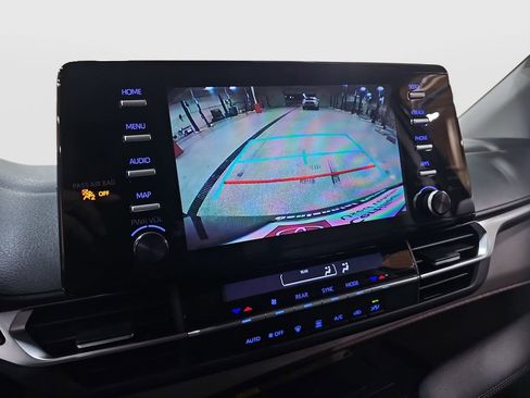 Certified 2024 Toyota Sienna LE image 13