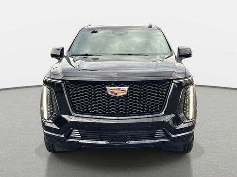 Used 2025 Cadillac Escalade Sport w/ Touring Package AWD/4WD image 11