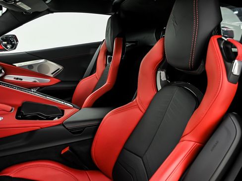 Used 2024 Chevrolet Corvette Stingray Premium Cpe RWD image 19