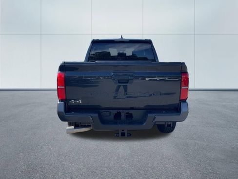 Used 2025 Toyota Tacoma SR5 image 6