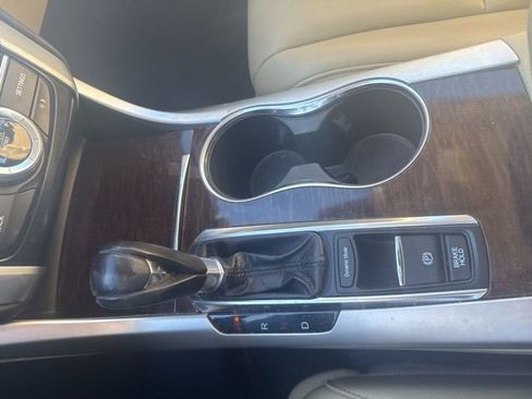 Used 2020 Acura TLX image 13