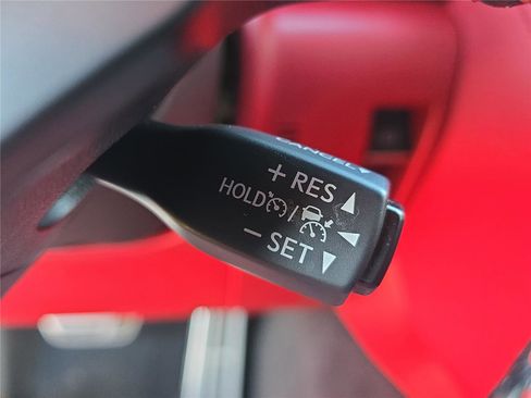 Used 2025 Lexus IS 500 image 16