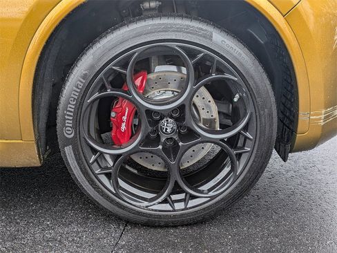 Used 2023 Alfa Romeo Stelvio Quadrifoglio w/ Active Assist Plus Package image 11