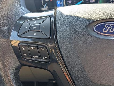 Used 2018 Ford Explorer XLT w/ Equipment Group 202A image 11