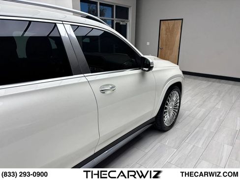 Used 2022 Mercedes-Benz Maybach GLS 600 4MATIC image 44