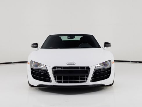 Used 2012 Audi R8 V10 AWD/4WD image 8