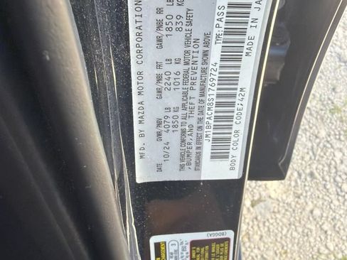 Used 2025 MAZDA MAZDA3 s FWD image 9