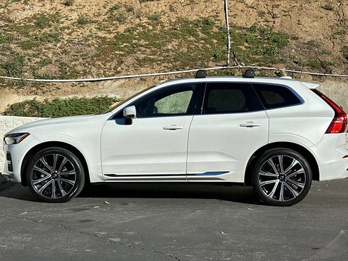 Certified 2023 Volvo XC60 B5 Ultimate w/ Climate Package image 8
