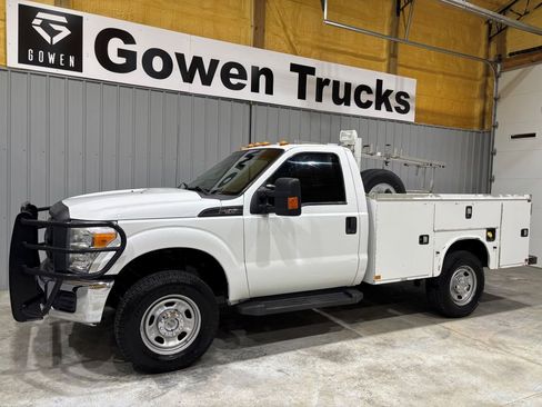 Used 2016 Ford F350 XL w/ Power Equipment Group image 4