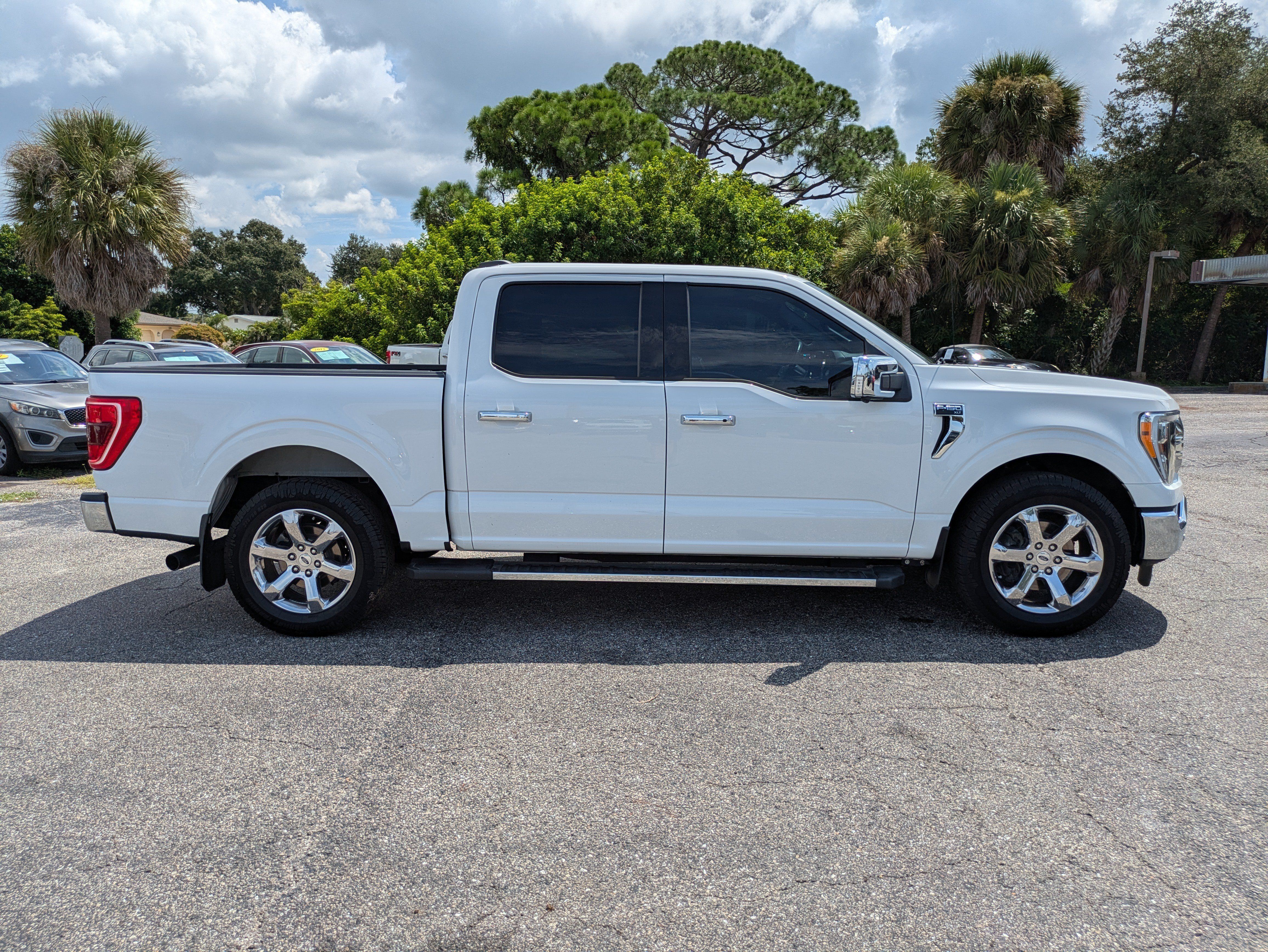 Used 2021 Ford F150 XLT w/ Equipment Group 302A High RWD image 3