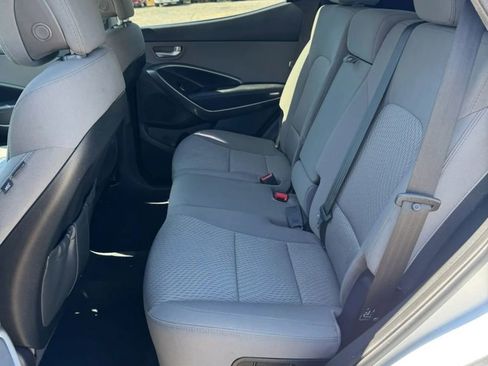 Used 2018 Hyundai Santa Fe Sport FWD image 16