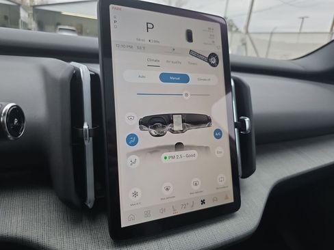 New 2026 Volvo EX30 Cross Country Ultra image 29