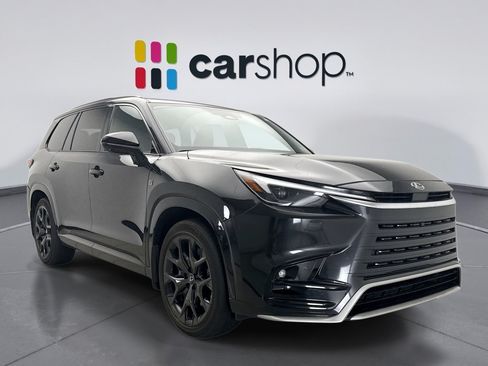 Used 2024 Lexus TX 500h AWD w/ Technology Package image 7