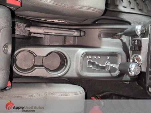 Used 2012 Jeep Wrangler Unlimited Sahara w/ Connectivity Group image 17