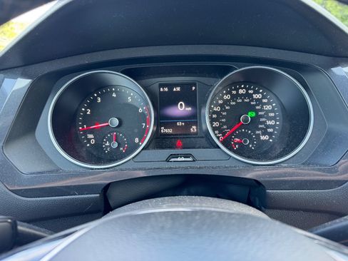 Used 2021 Volkswagen Tiguan SE R-Line AWD/4WD image 11