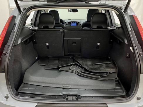 Used 2026 Volvo XC40 B5 Plus AWD/4WD image 20