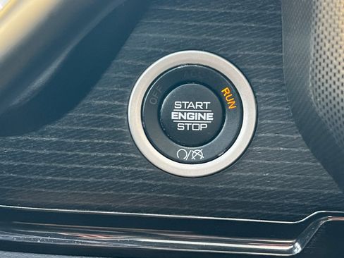 Used 2024 RAM 2500 Limited image 24