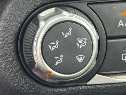 Certified 2024 Nissan Kicks S FWD image 29