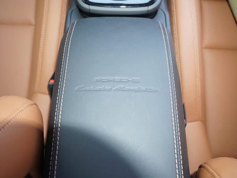 Used 2025 Porsche 911 GT3 RWD image 68