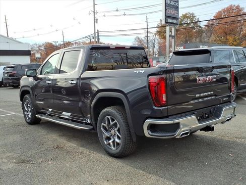 New 2026 GMC Sierra 1500 SLT image 4