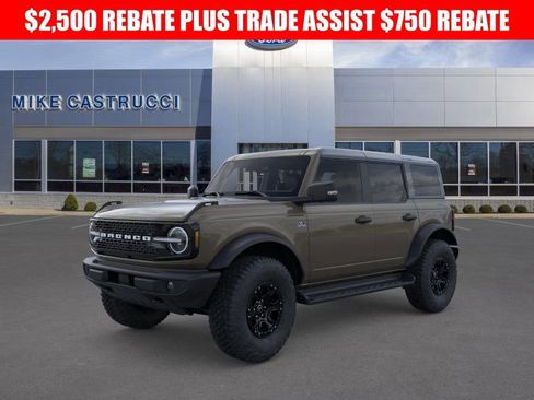 New 2025 Ford Bronco Outer Banks w/ Sasquatch Package image 1