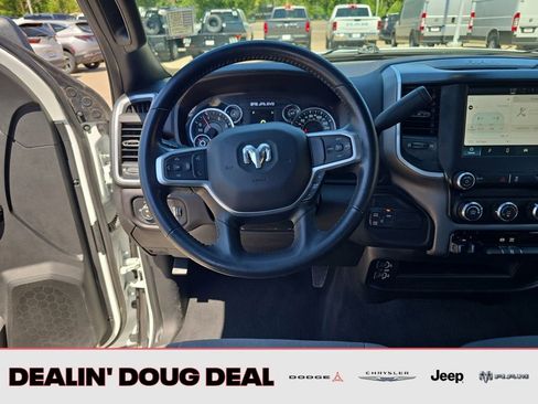 Used 2024 RAM 2500 Big Horn AWD/4WD image 14
