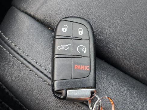 Used 2021 Dodge Durango GT image 33