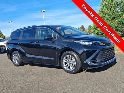 Certified 2023 Toyota Sienna XLE