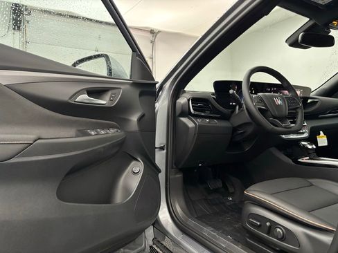 New 2026 Buick Envista Avenir image 16