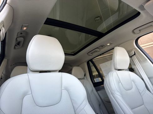 New 2026 Volvo XC90 T8 Ultra w/ Lounge Package AWD/4WD image 17