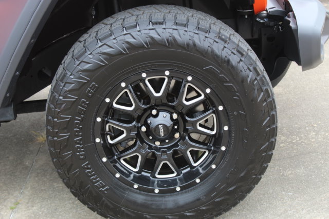 Used 2018 Jeep Wrangler Unlimited Rubicon AWD/4WD image 9