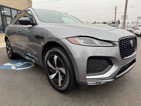 Used 2024 Jaguar F-PACE R-Dynamic S image 3