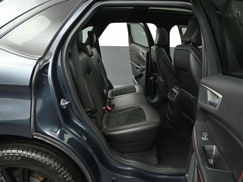 Used 2024 Ford Edge ST-Line w/ Class II Trailer Tow Package image 25