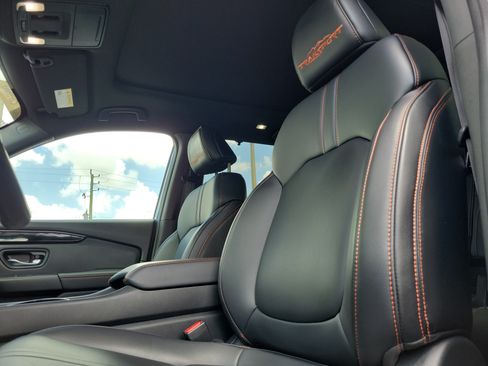 Certified 2023 Honda Pilot TrailSport image 23