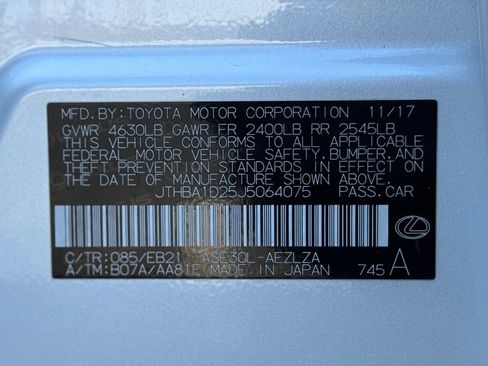 Used 2018 Lexus IS 300 w/ Comfort Package RWD image 39