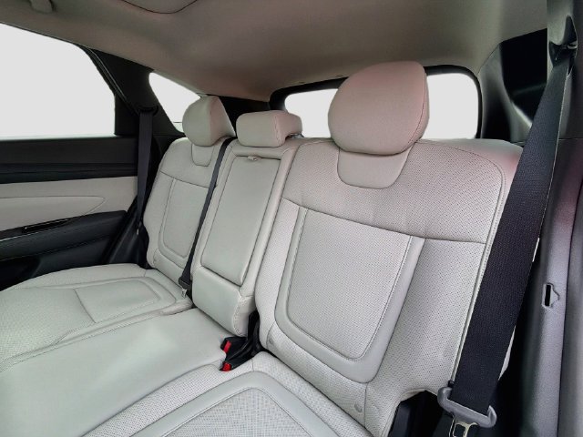 New 2026 Hyundai Tucson Limited AWD/4WD image 18