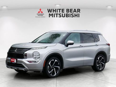 Used 2022 Mitsubishi Outlander SEL AWD/4WD image 2