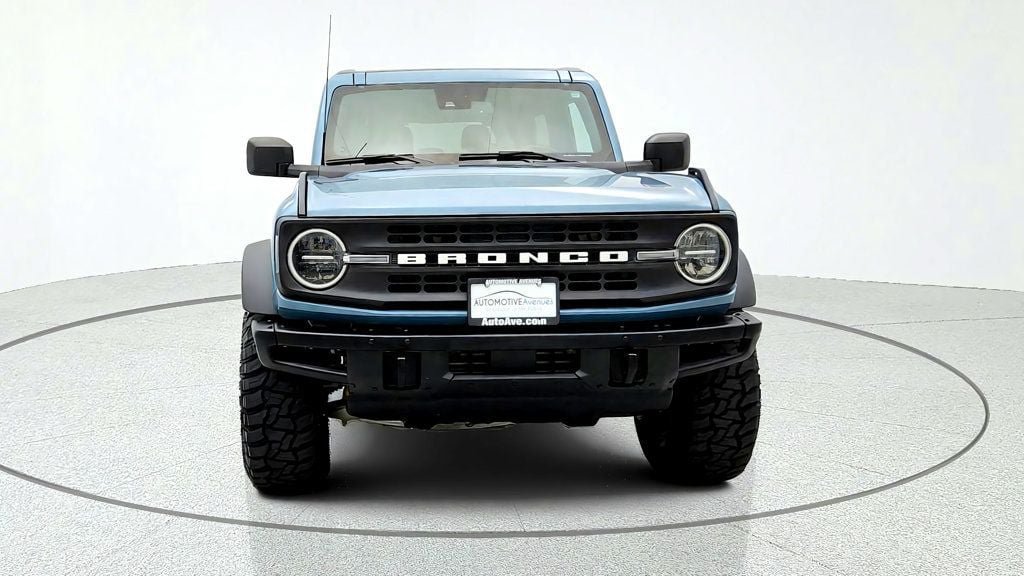 Used 2023 Ford Bronco Black Diamond w/ Sasquatch Package AWD/4WD image 2