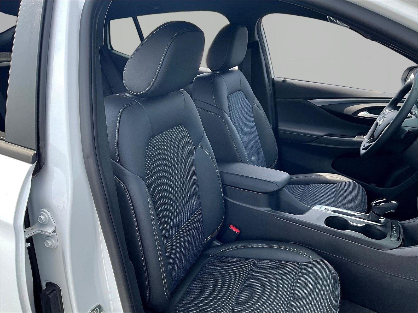 New 2026 Buick Envista Preferred w/ Convenience I Package FWD image 18