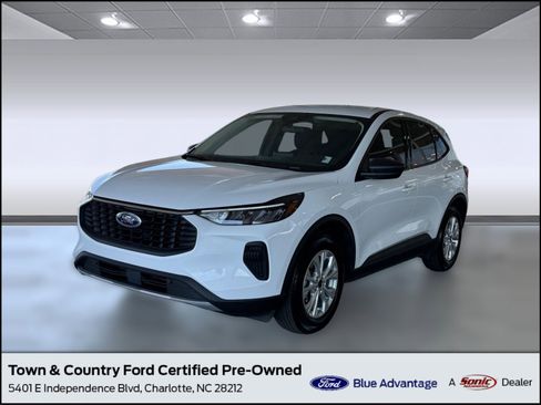 Used 2025 Ford Escape Active FWD image 1