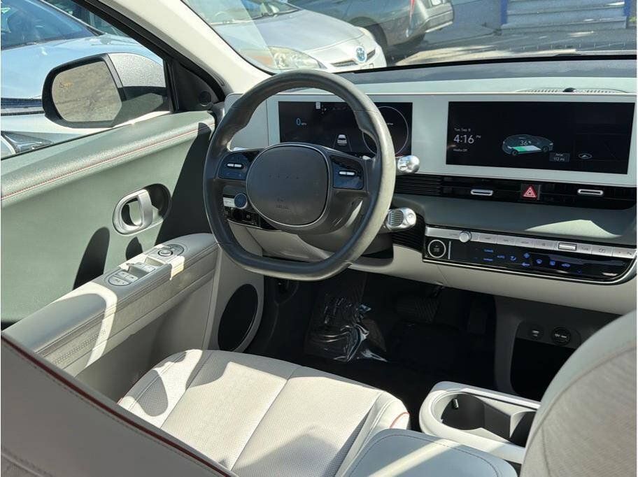 Used 2022 Hyundai Ioniq 5 SEL RWD image 5