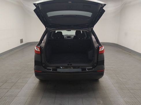 Used 2019 Chevrolet Equinox LS FWD image 29