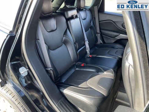 Used 2022 Jeep Cherokee Latitude Lux image 30