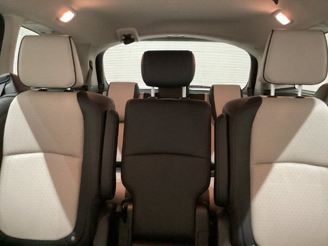 Certified 2025 Honda Odyssey Elite image 18
