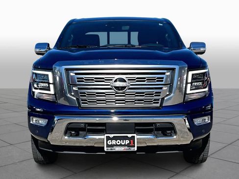 Certified 2023 Nissan Titan Platinum Reserve w/ Moonroof Package image 3