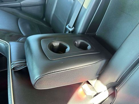 Used 2024 RAM 2500 Laramie image 12